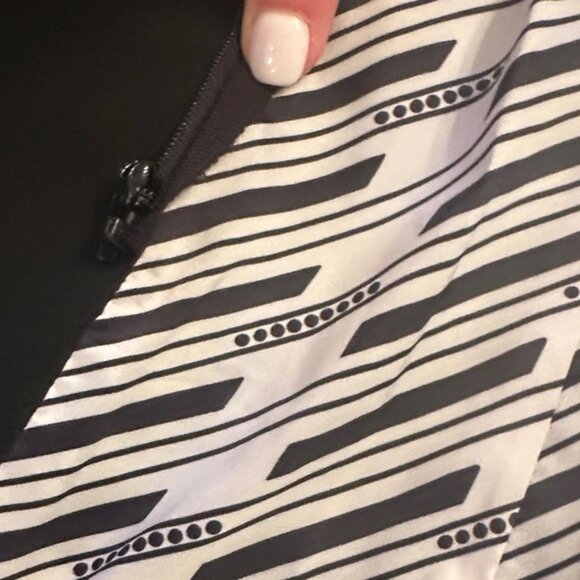 Veronica Beard Black Blazer with Gold Buttons - Picture 6 of 7